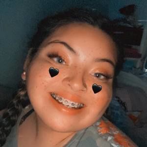 Meet your Posher, Isabella